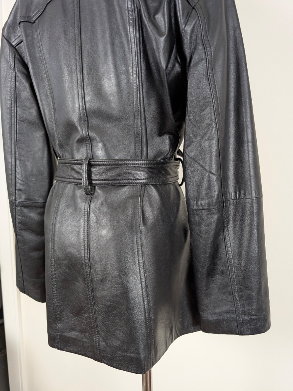 Vintage Leather Jacket Belted Size Medium Black Biker - Picture 8 of 14
